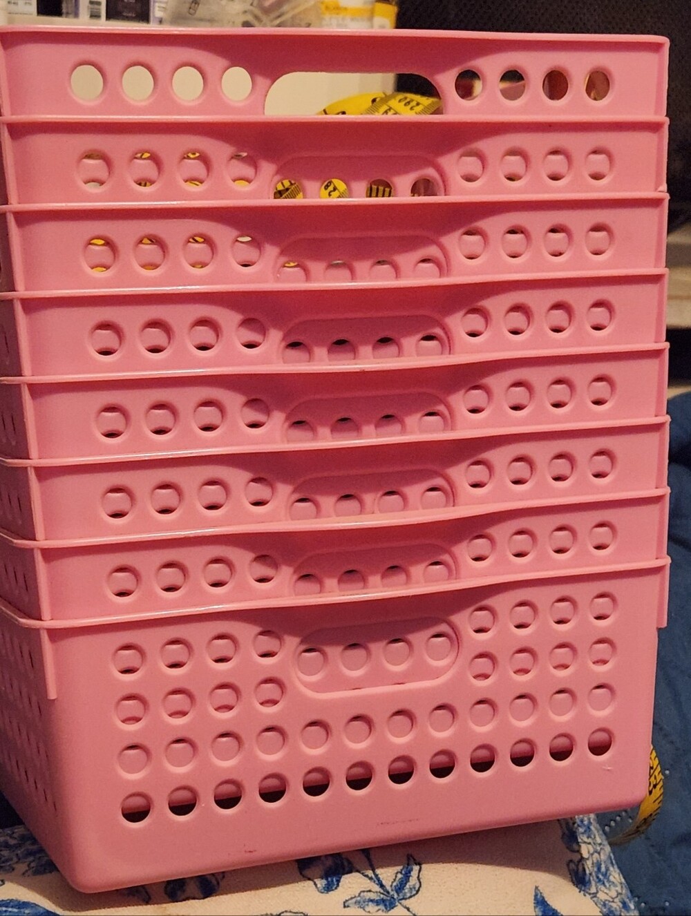 8 Pink Plastic baskets/bins Organizers Home/Office Storage